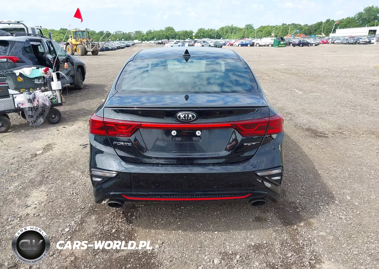 2021 Kia Forte Gt VIN:3KPF44AC3ME272134 - 17