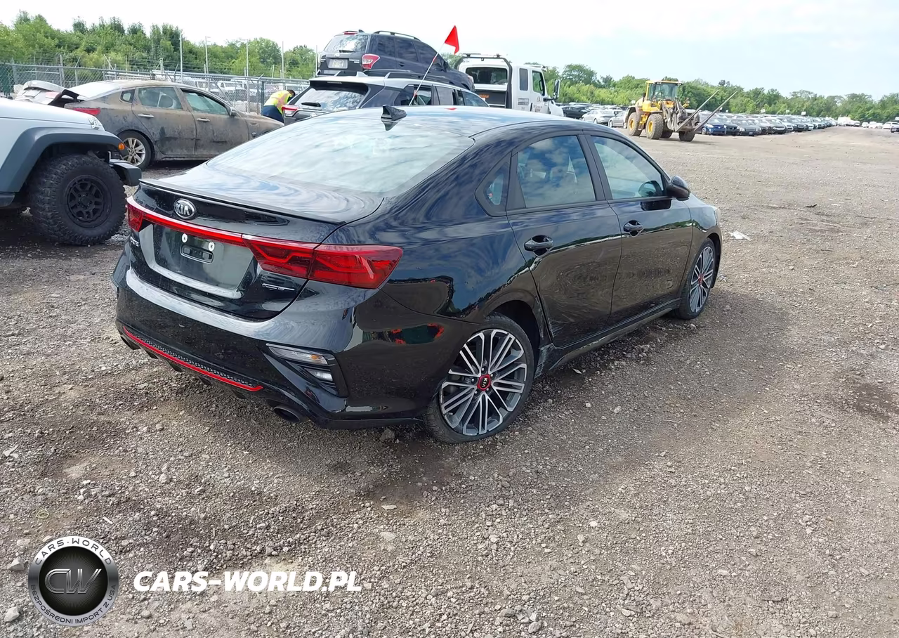 2021 Kia Forte Gt VIN:3KPF44AC3ME272134 - 4