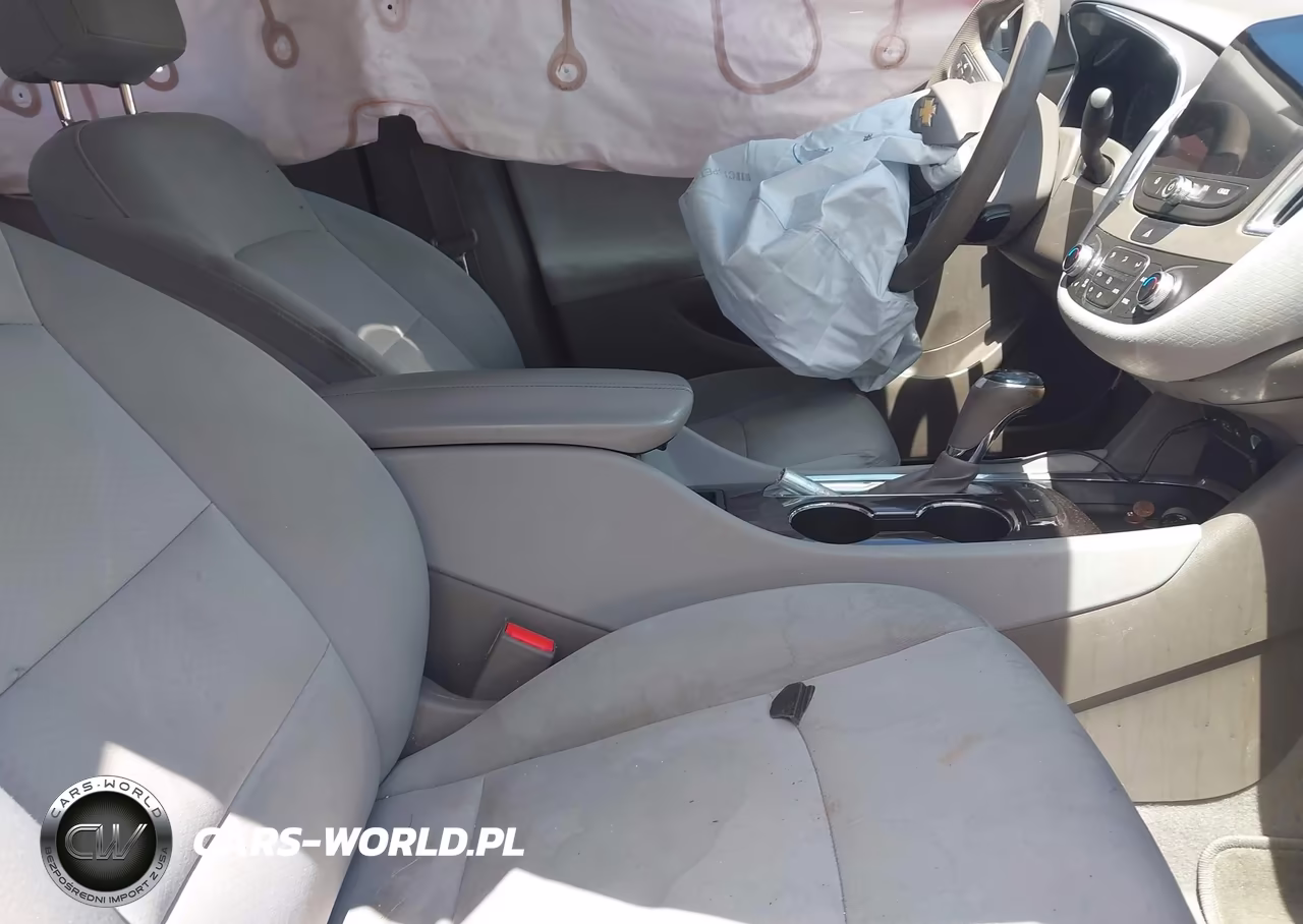 2019 Chevrolet Malibu Lt VIN:1G1ZD5ST0KF119322 - 5