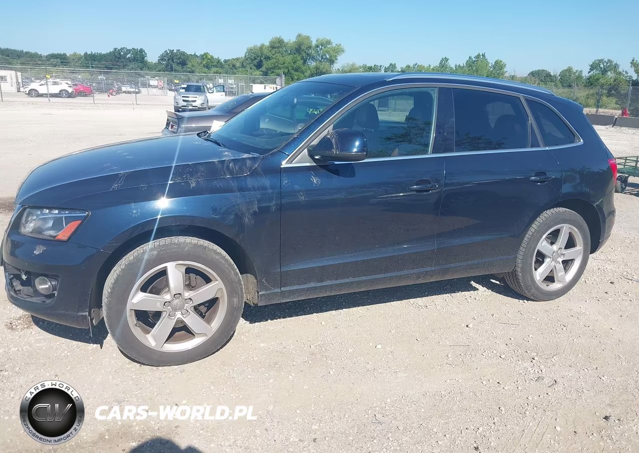 2011 Audi Q5 2.0T Premium VIN:WA1LFAFP9BA021037 - 2