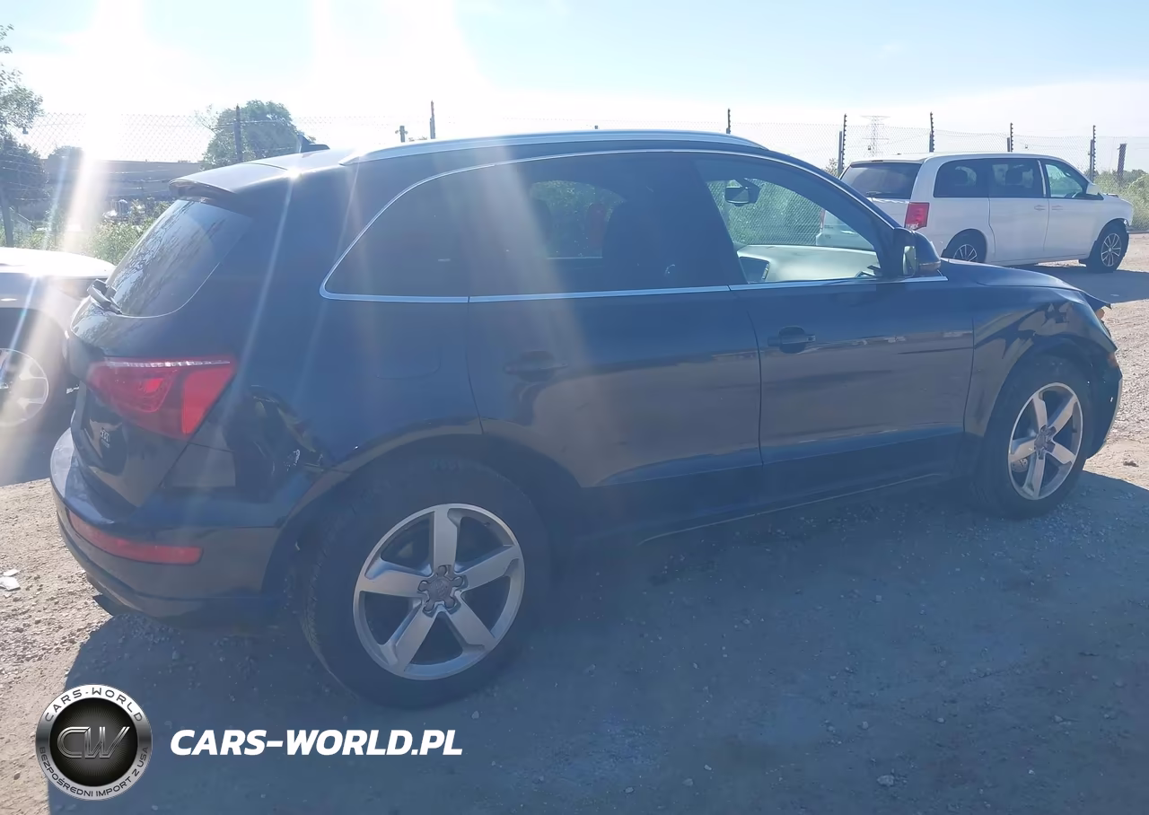 2011 Audi Q5 2.0T Premium VIN:WA1LFAFP9BA021037 - 4