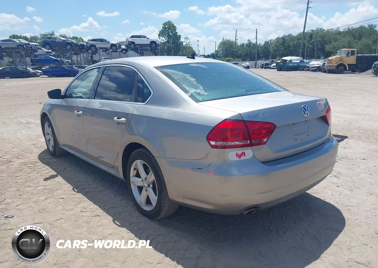 2013 Volkswagen Passat 2.5L Se VIN:1VWBP7A31DC112488 - 3