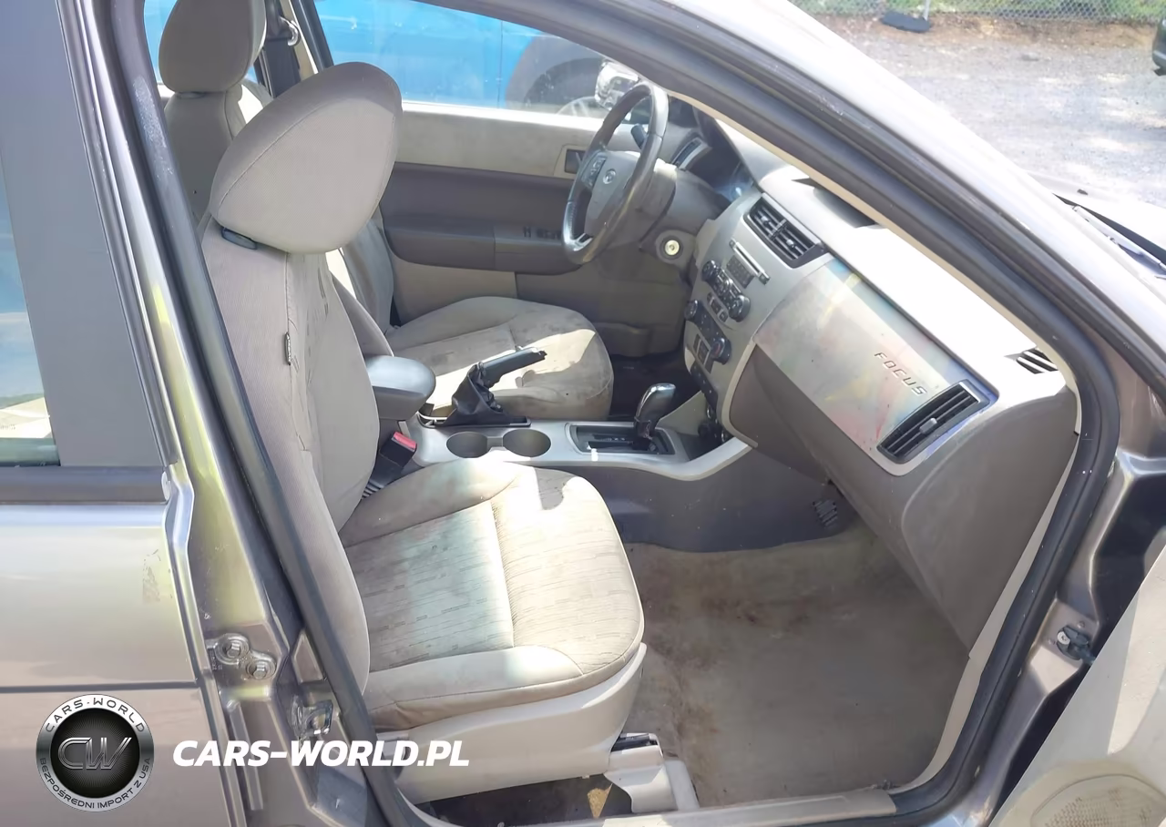 2010 Ford Focus Se VIN:1FAHP3FN6AW294933 - 5