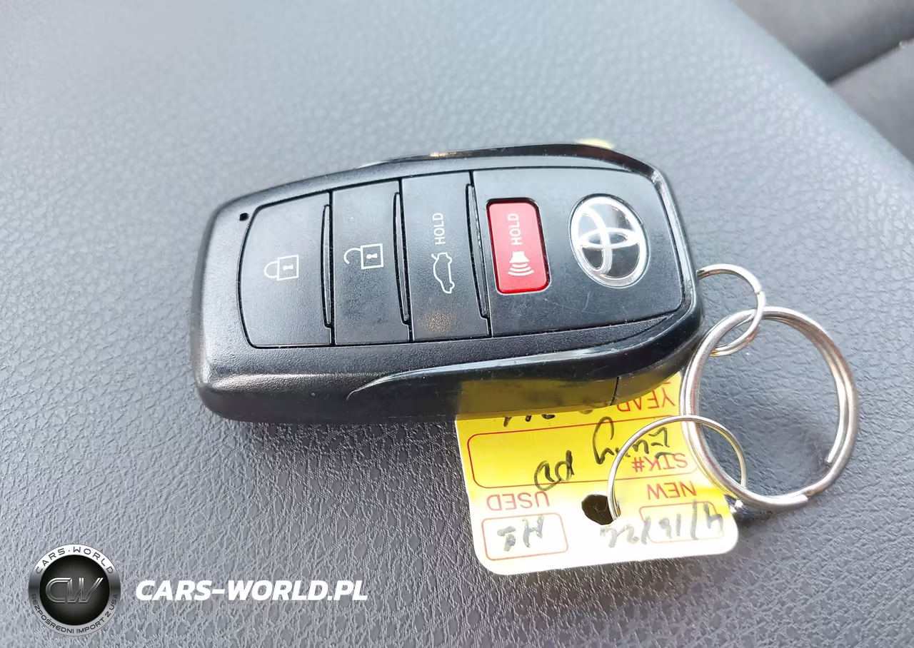 2025 Toyota Camry Le VIN:4T1DAACK9SU091780 - 11