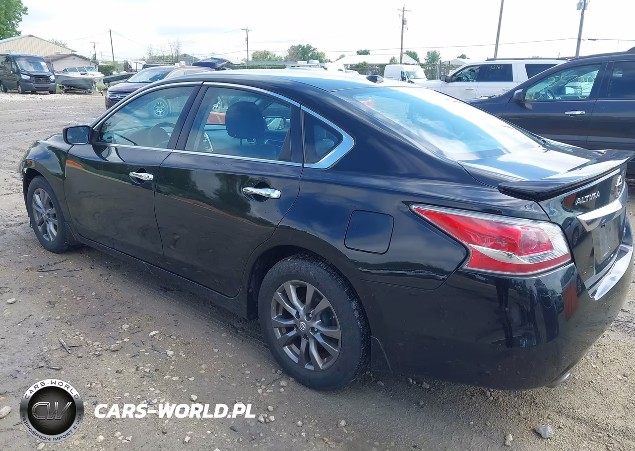 2015 Nissan Altima 2.5 S VIN:1N4AL3AP4FC460039 - 3