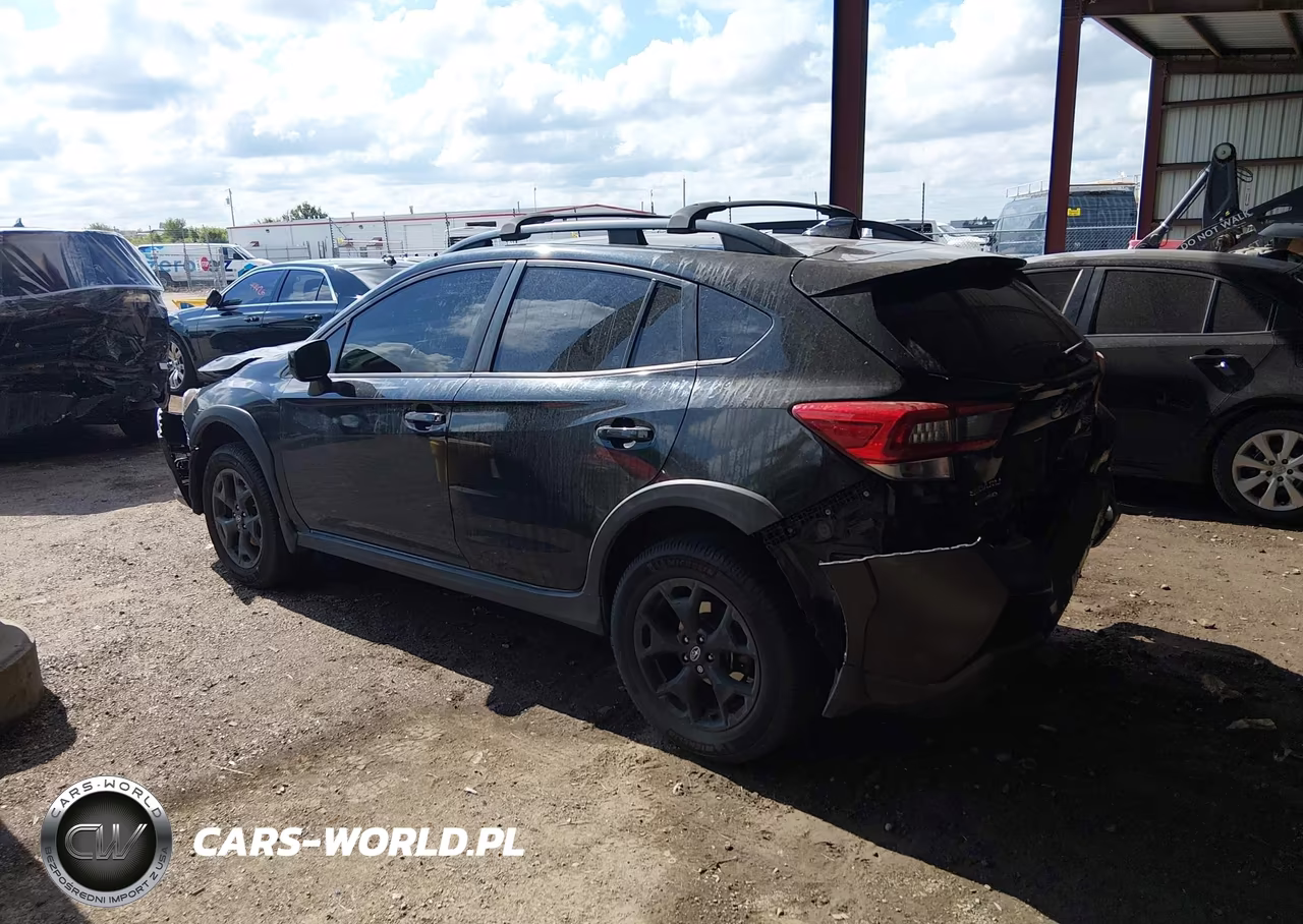2020 Subaru Crosstrek Premium VIN:JF2GTAPC2L8234367 - 3