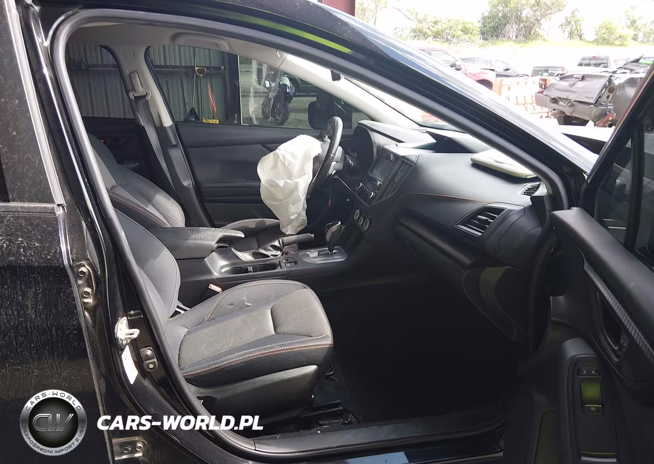 2020 Subaru Crosstrek Premium VIN:JF2GTAPC2L8234367 - 5