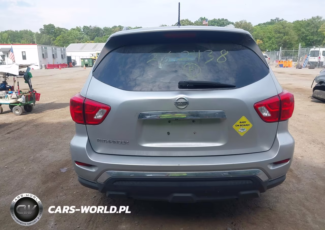 2018 Nissan Pathfinder S VIN:5N1DR2MN2JC671111 - 16