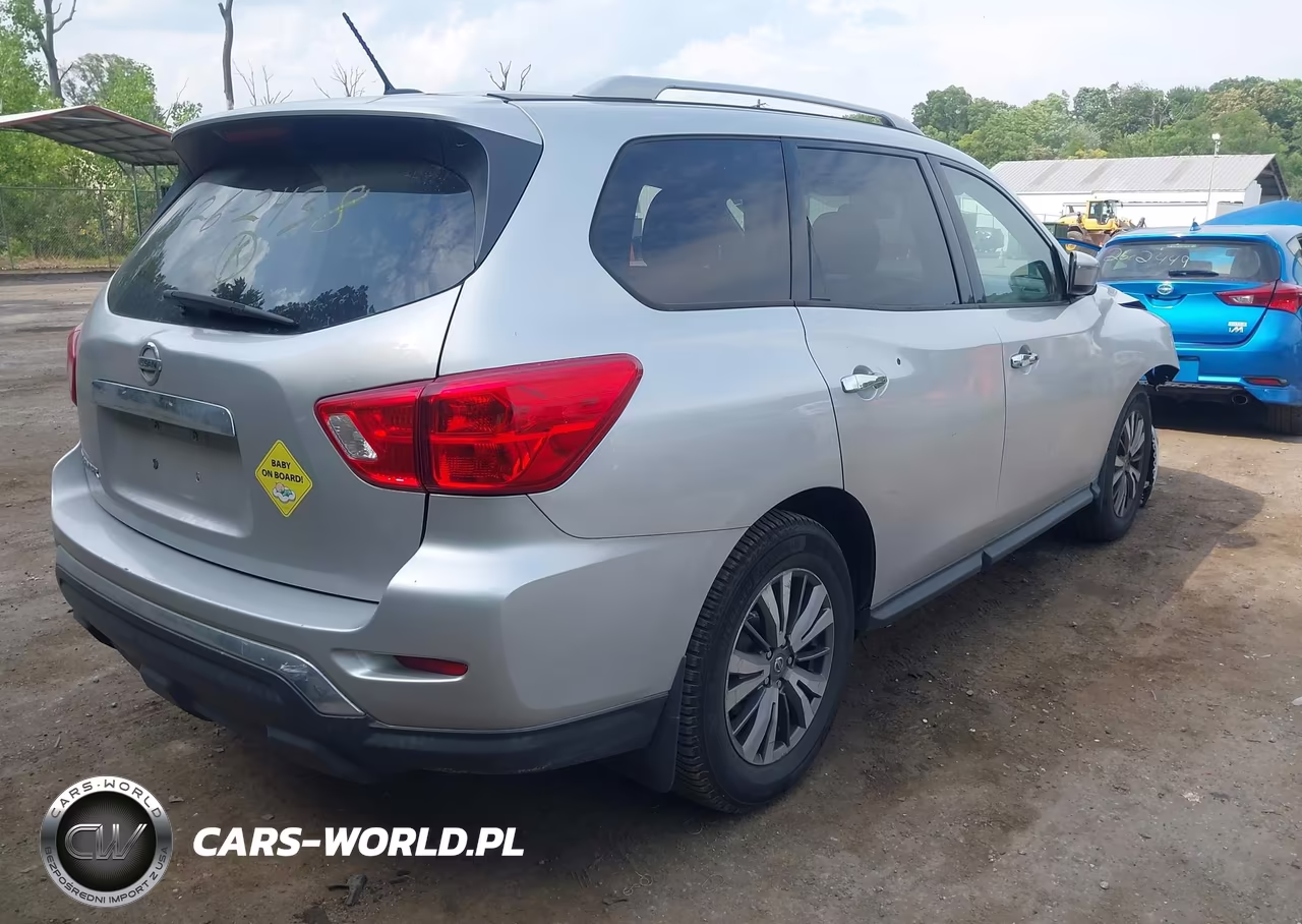 2018 Nissan Pathfinder S VIN:5N1DR2MN2JC671111 - 4