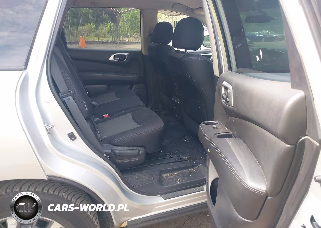 2018 Nissan Pathfinder S VIN:5N1DR2MN2JC671111 - 8