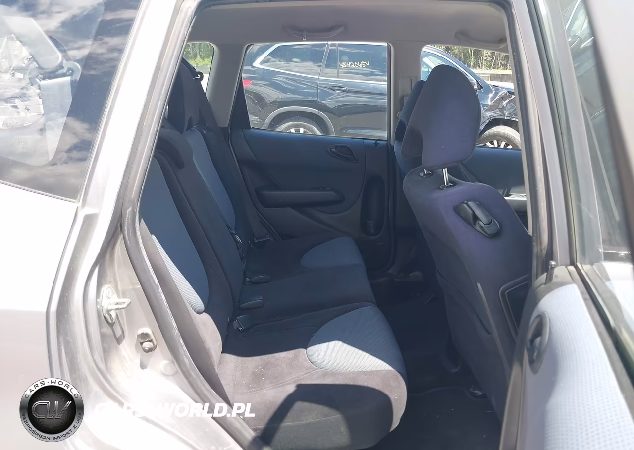 2008 Honda Fit Sport VIN:JHMGD386X8S009297 - 8
