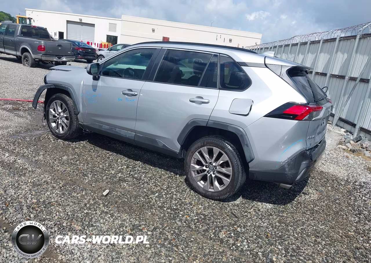 2019 Toyota Rav4 Xle Premium VIN:2T3C1RFV7KW004286 - 3
