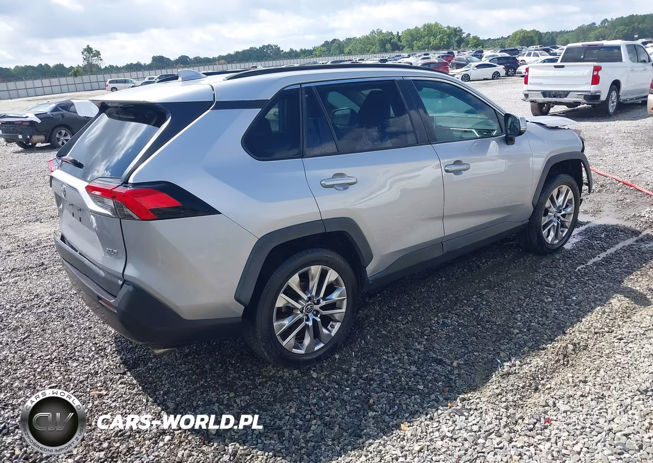 2019 Toyota Rav4 Xle Premium VIN:2T3C1RFV7KW004286 - 4