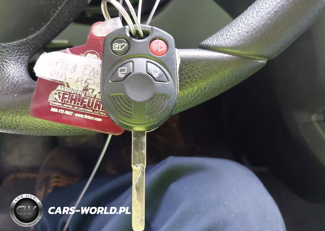 2019 Ford Transit-250 VIN:1FTYR1ZM3KKA52086 - 10