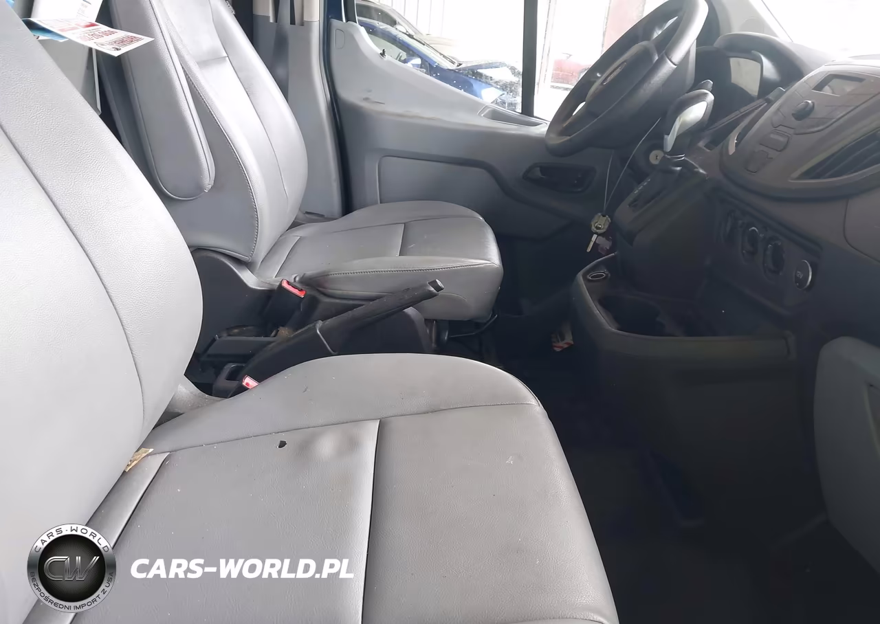 2019 Ford Transit-250 VIN:1FTYR1ZM3KKA52086 - 5