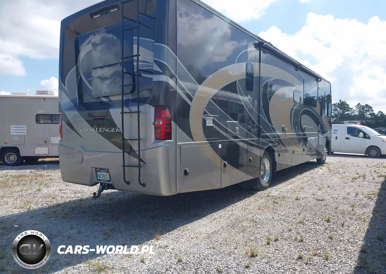 2017 Ford F53 VIN:1F66F5DY2H0A18570 - 4