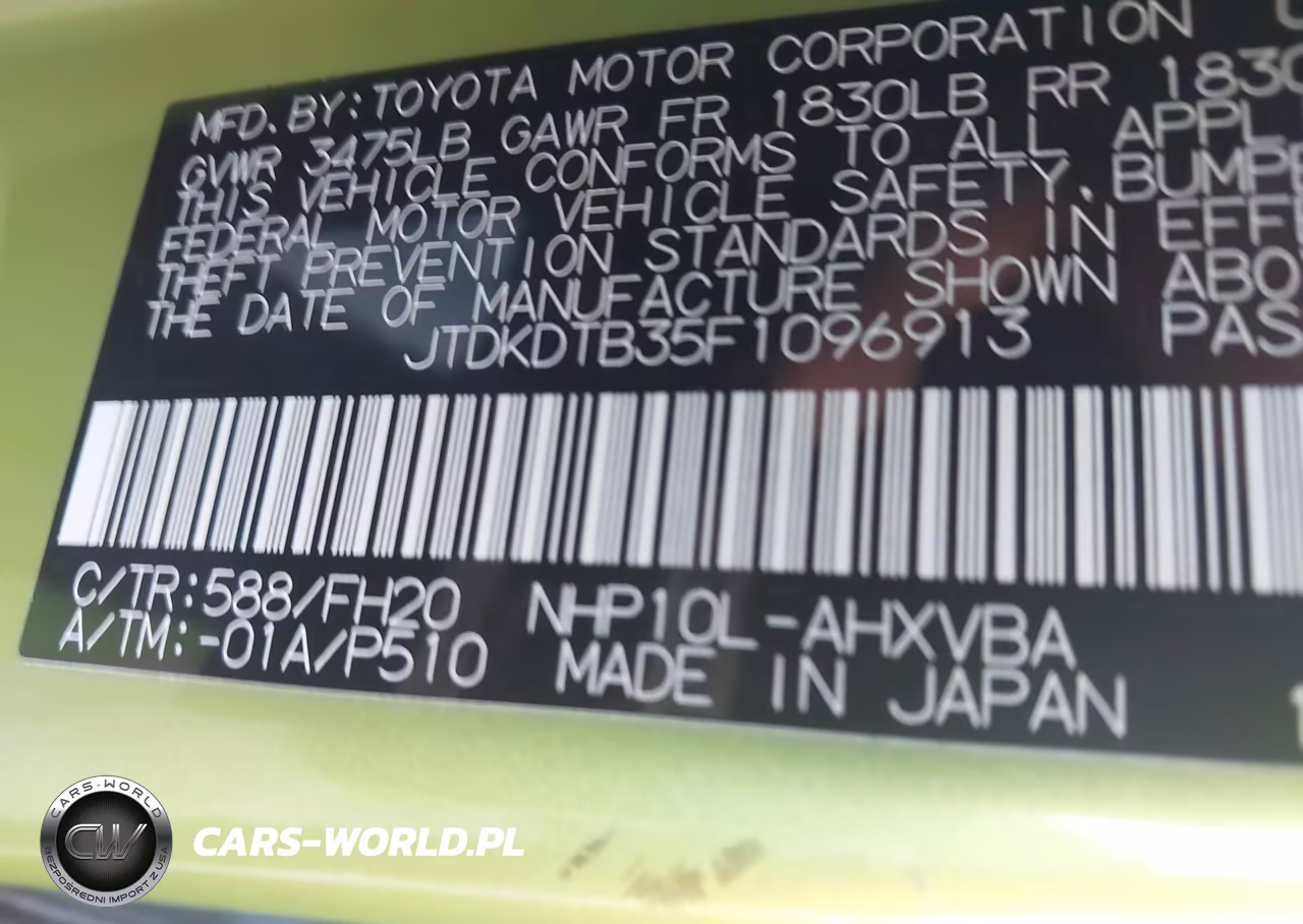2015 Toyota Prius C One VIN:JTDKDTB35F1096913 - 9