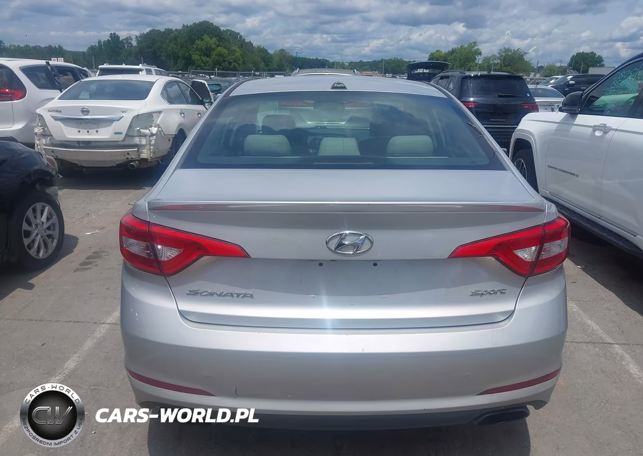 2015 Hyundai Sonata Sport VIN:5NPE34AF5FH059435 - 16