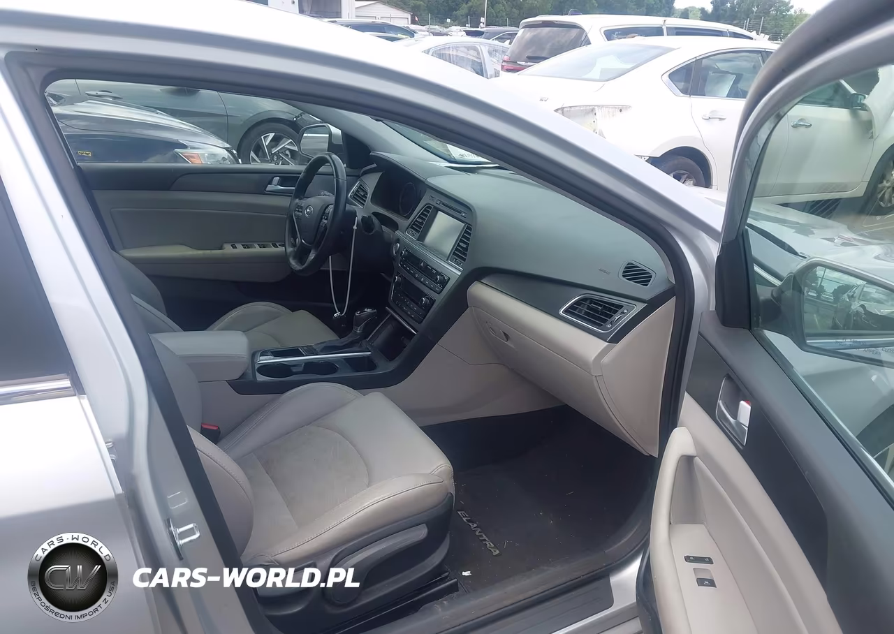2015 Hyundai Sonata Sport VIN:5NPE34AF5FH059435 - 5