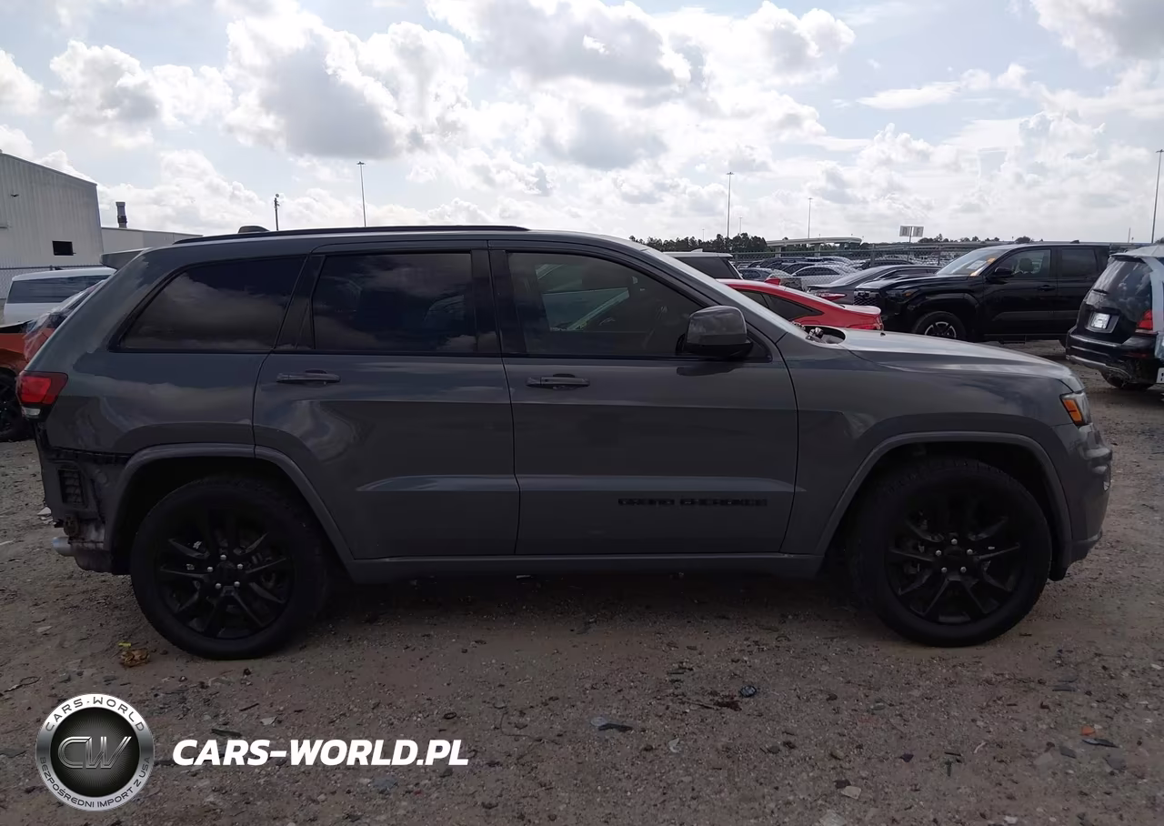 2019 Jeep Grand Cherokee Altitude 4X2 VIN:1C4RJEAG3KC672651 - 14