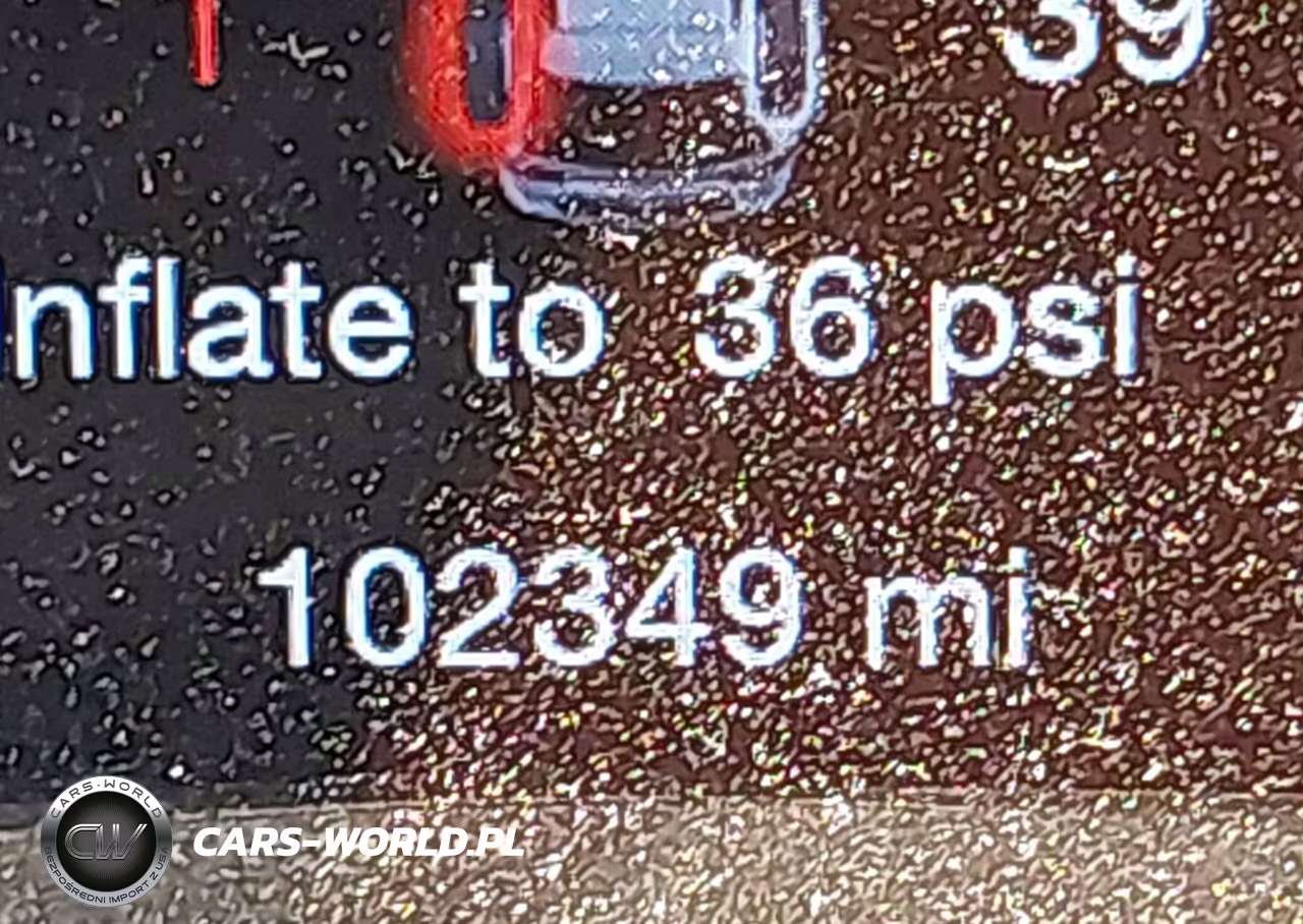2019 Jeep Grand Cherokee Altitude 4X2 VIN:1C4RJEAG3KC672651 - 16