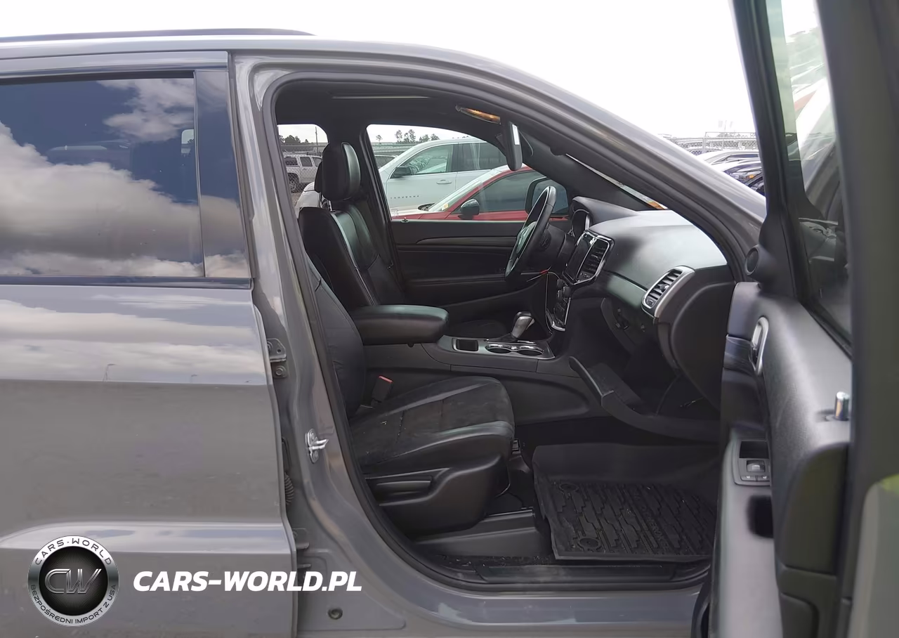 2019 Jeep Grand Cherokee Altitude 4X2 VIN:1C4RJEAG3KC672651 - 5