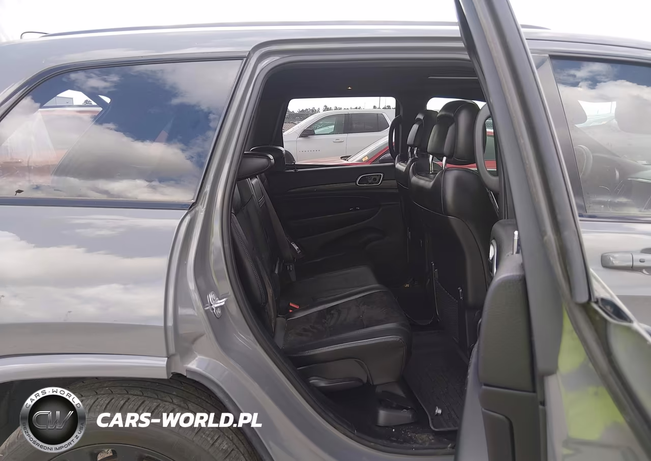 2019 Jeep Grand Cherokee Altitude 4X2 VIN:1C4RJEAG3KC672651 - 8