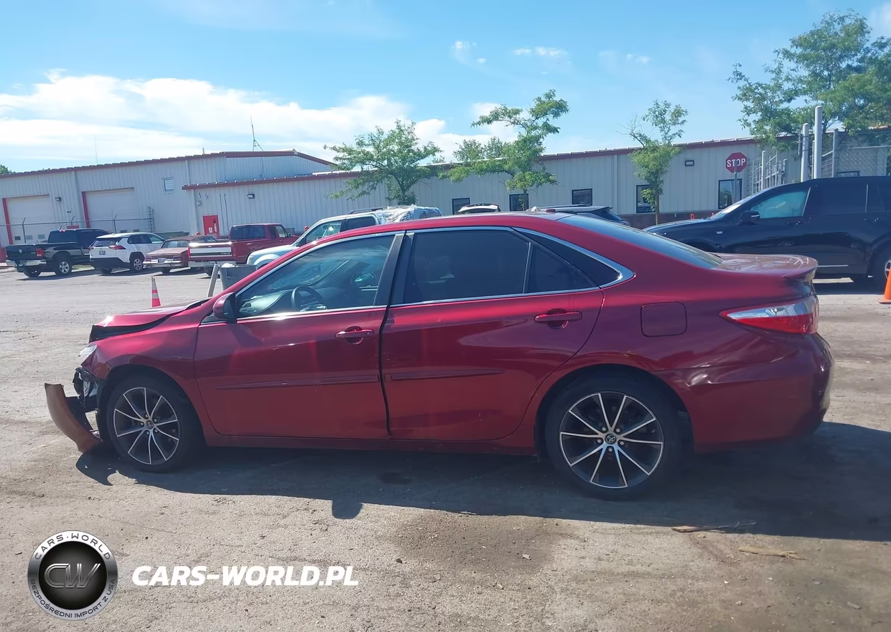 2015 Toyota Camry Xse VIN:4T1BF1FK5FU971711 - 14