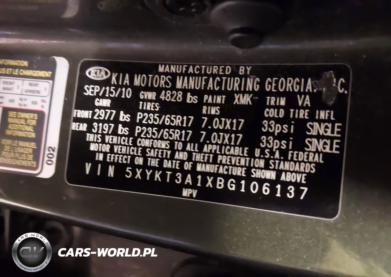 2011 Kia Sorento Lx VIN:5XYKT3A1XBG106137 - 11