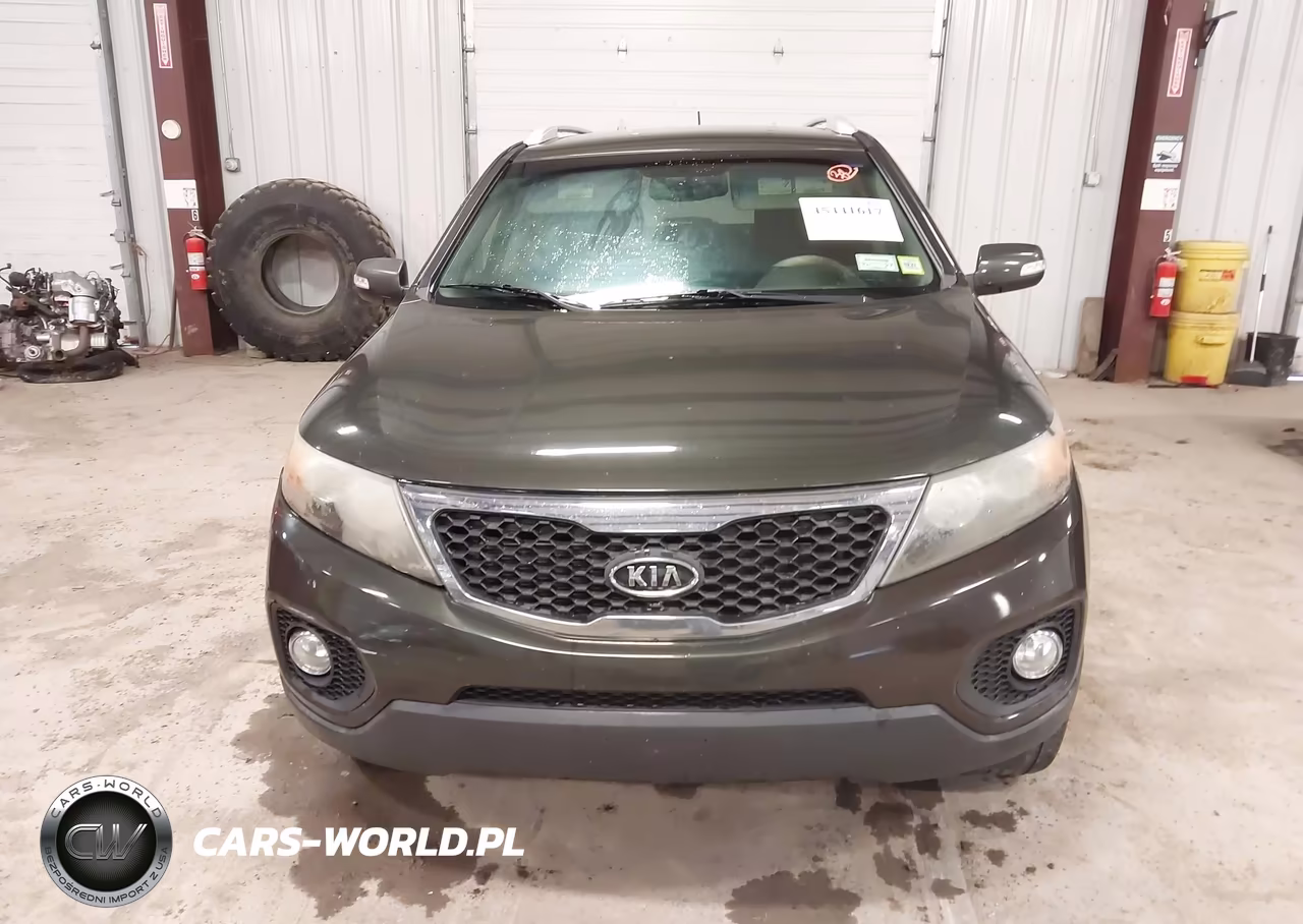 2011 Kia Sorento Lx VIN:5XYKT3A1XBG106137 - 12