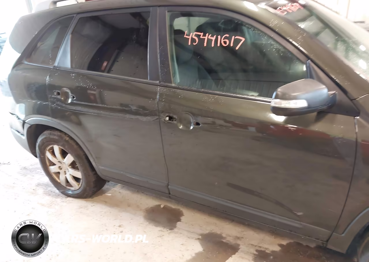 2011 Kia Sorento Lx VIN:5XYKT3A1XBG106137 - 6
