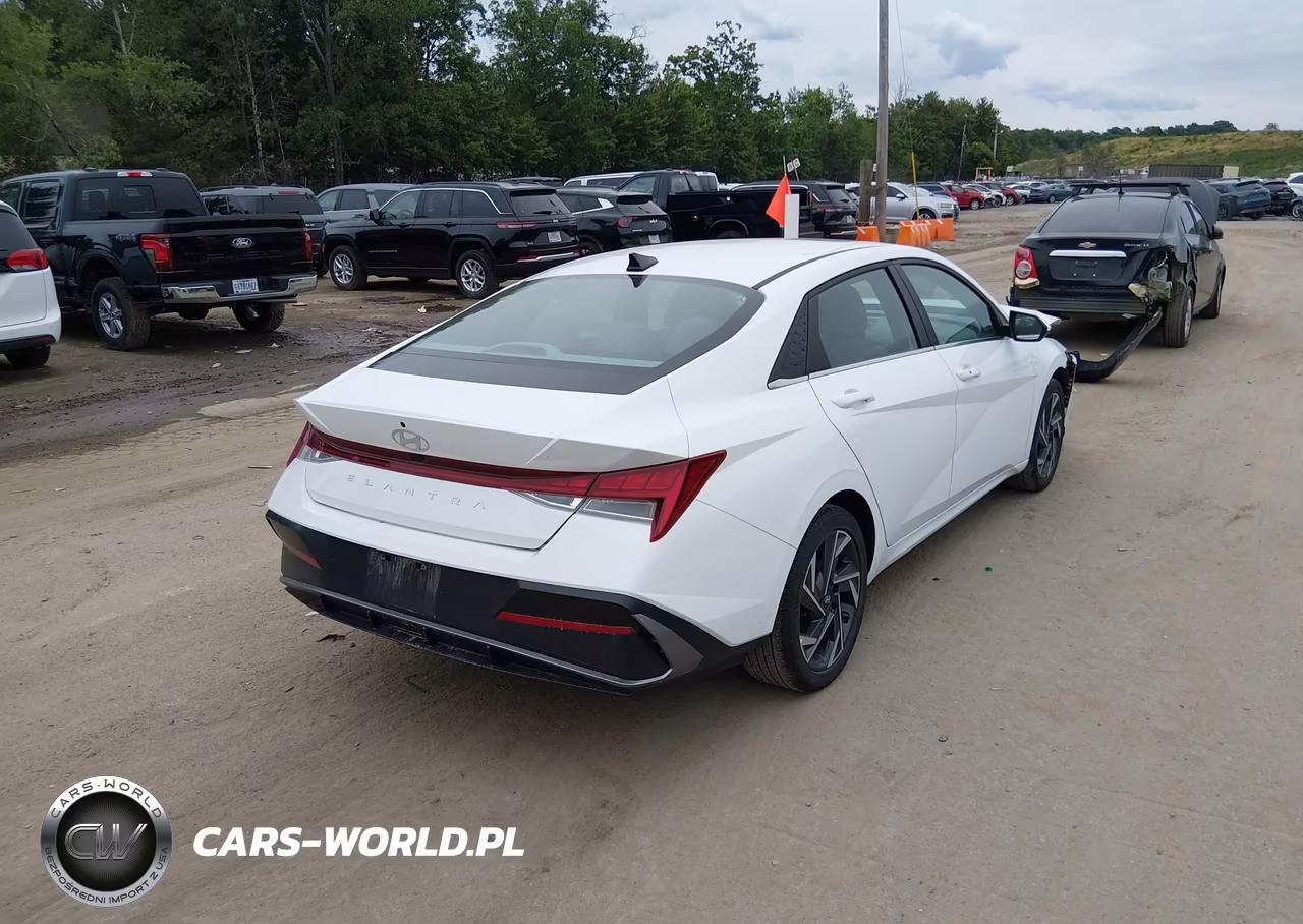 2024 Hyundai Elantra Sel VIN:KMHLS4DG1RU696553 - 4