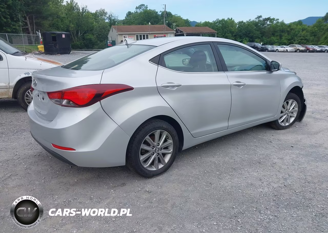 2015 Hyundai Elantra Se VIN:5NPDH4AE7FH555454 - 4