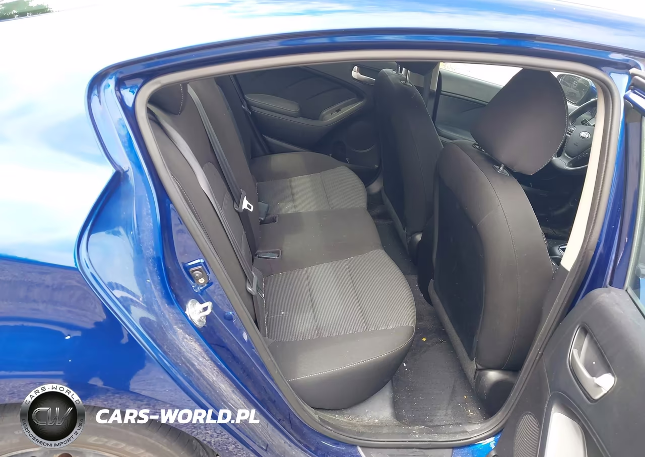 2018 Kia Forte Lx VIN:3KPFK4A76JE269684 - 8