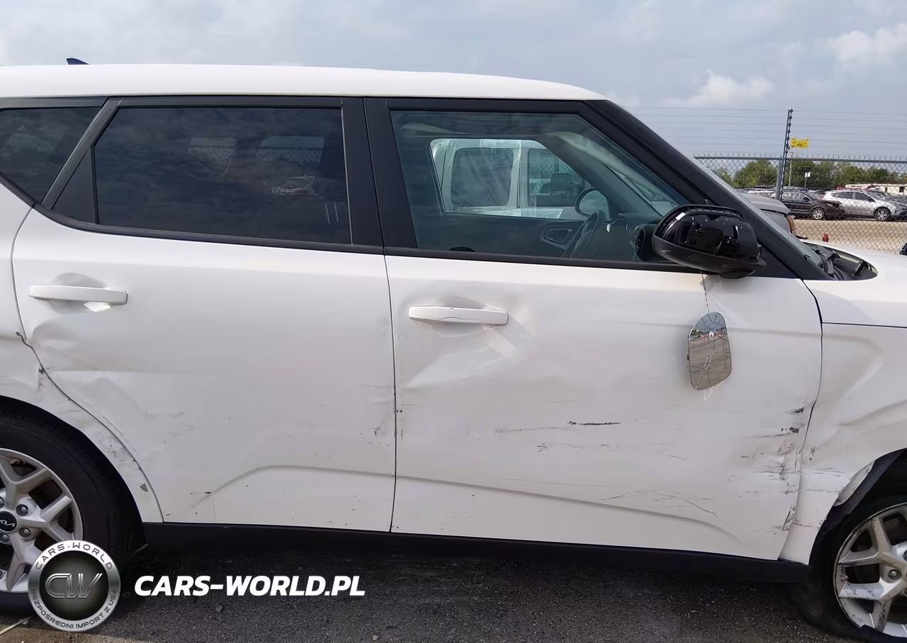 2025 Kia Soul Lx VIN:KNDJ23AU5S7935008 - 13