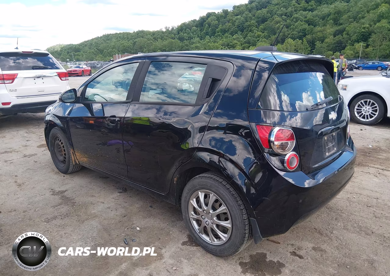 2016 Chevrolet Sonic Ls Auto VIN:1G1JA6SG3G4115668 - 3