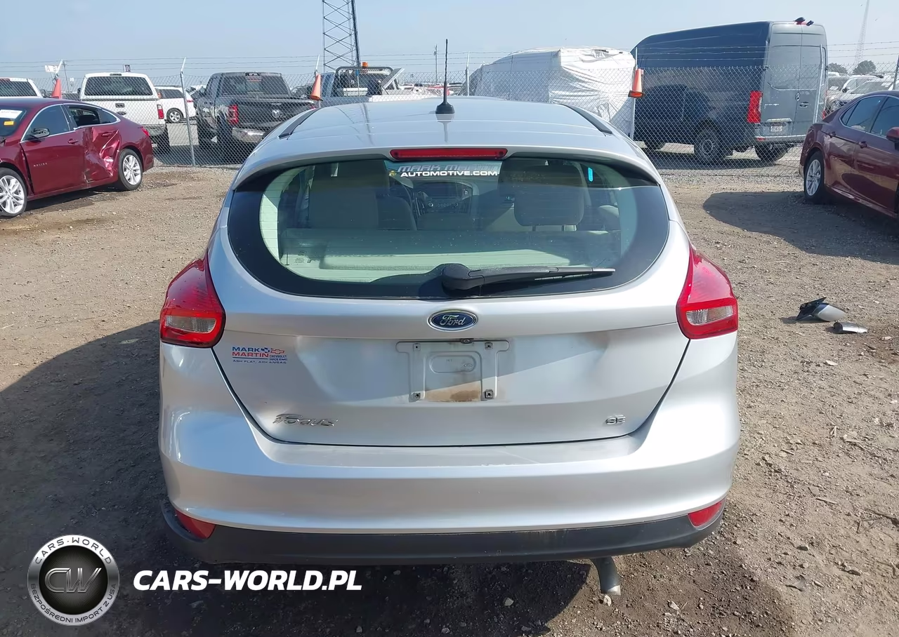 2017 Ford Focus Se VIN:1FADP3K27HL265107 - 17