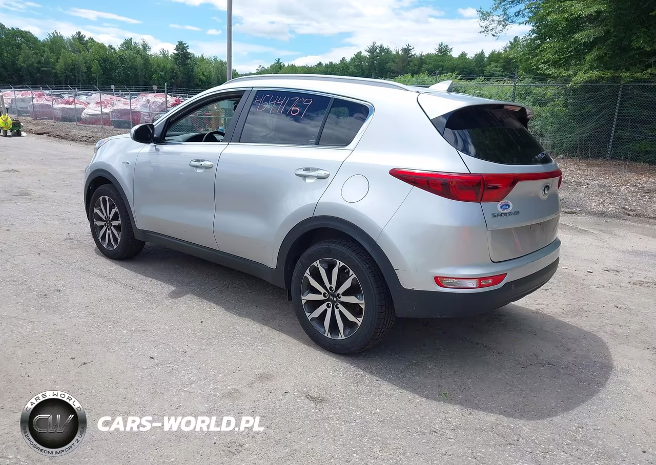 2017 Kia Sportage Ex VIN:KNDPNCAC4H7223946 - 3