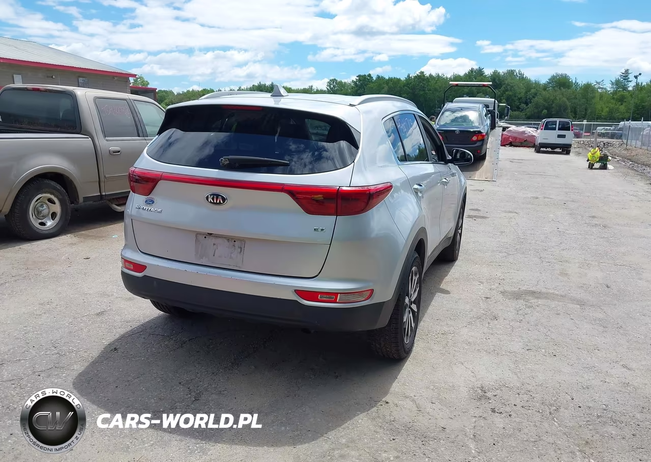 2017 Kia Sportage Ex VIN:KNDPNCAC4H7223946 - 4