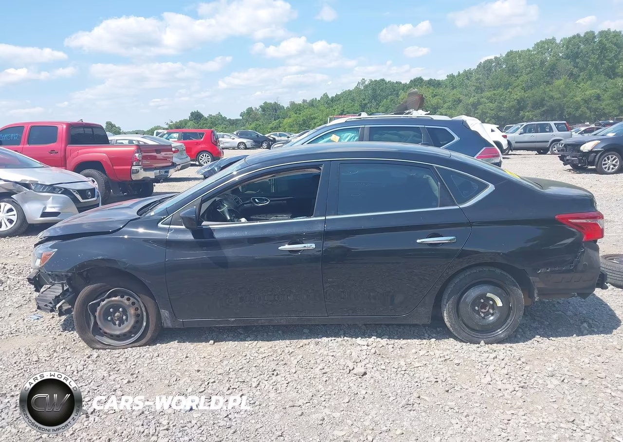 2016 Nissan Sentra S VIN:3N1AB7AP1GL638566 - 15