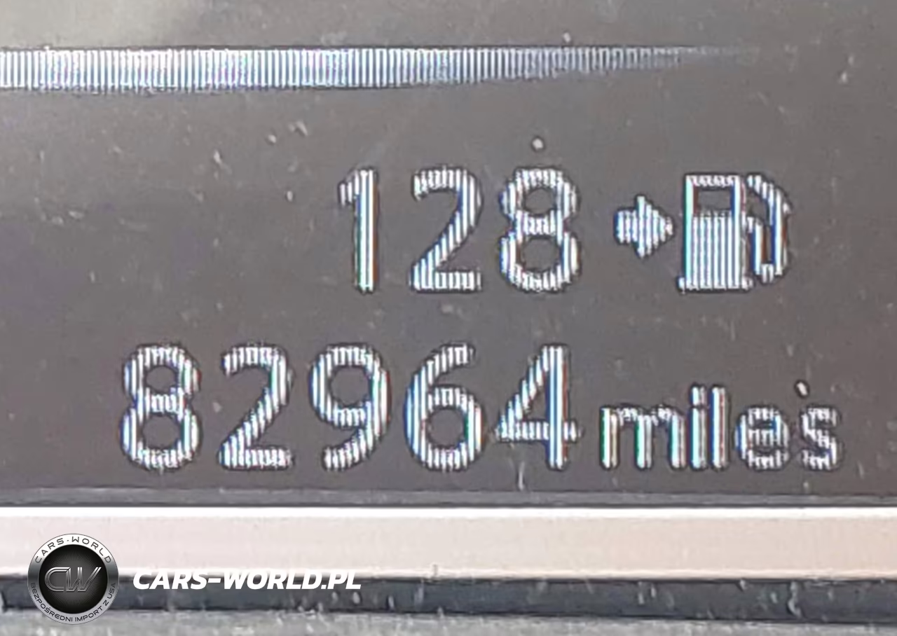2016 Nissan Sentra S VIN:3N1AB7AP1GL638566 - 16