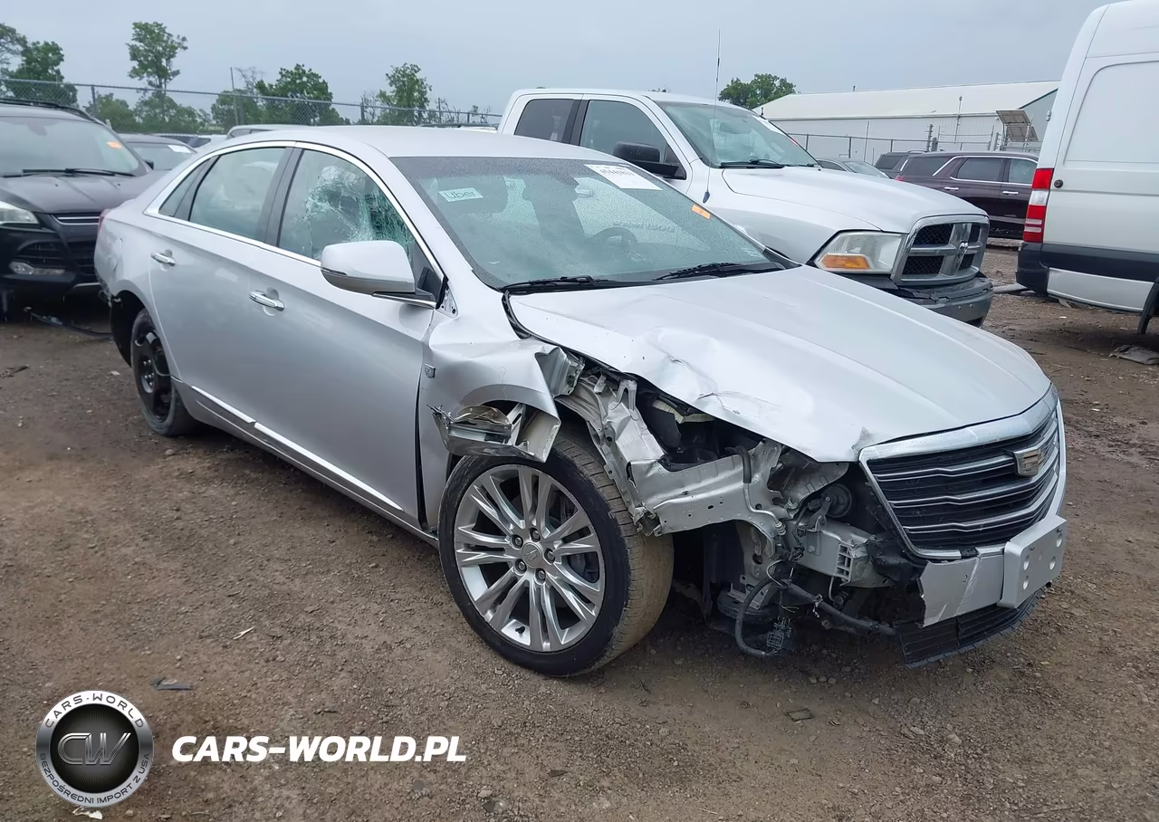 2019 Cadillac Xts Luxury – zdjęcie 1 z 17