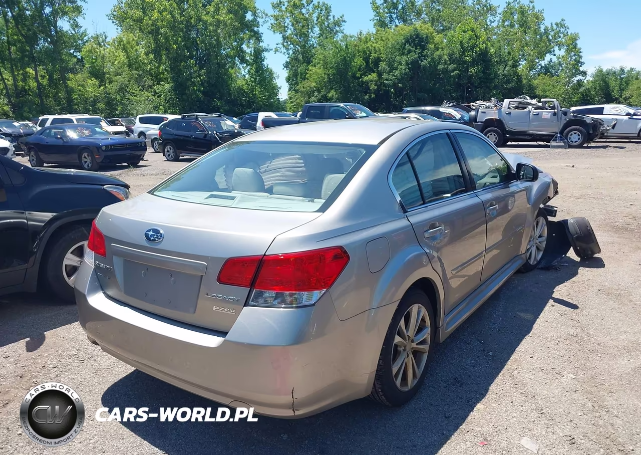 2014 Subaru Legacy 2.5I VIN:4S3BMBA6XE3028809 - 4