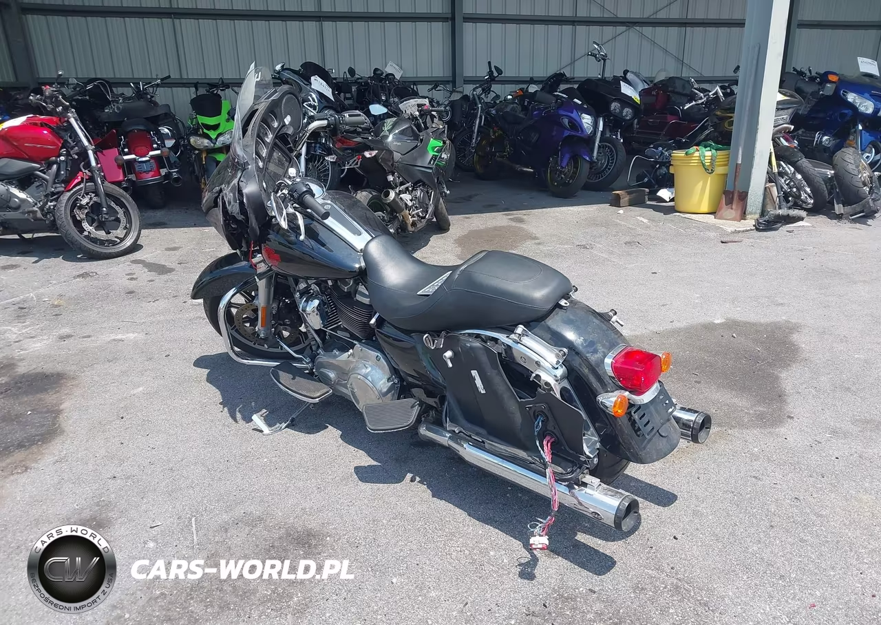 2022 Harley-Davidson Flht VIN:1HD1FVC14NB636290 - 3