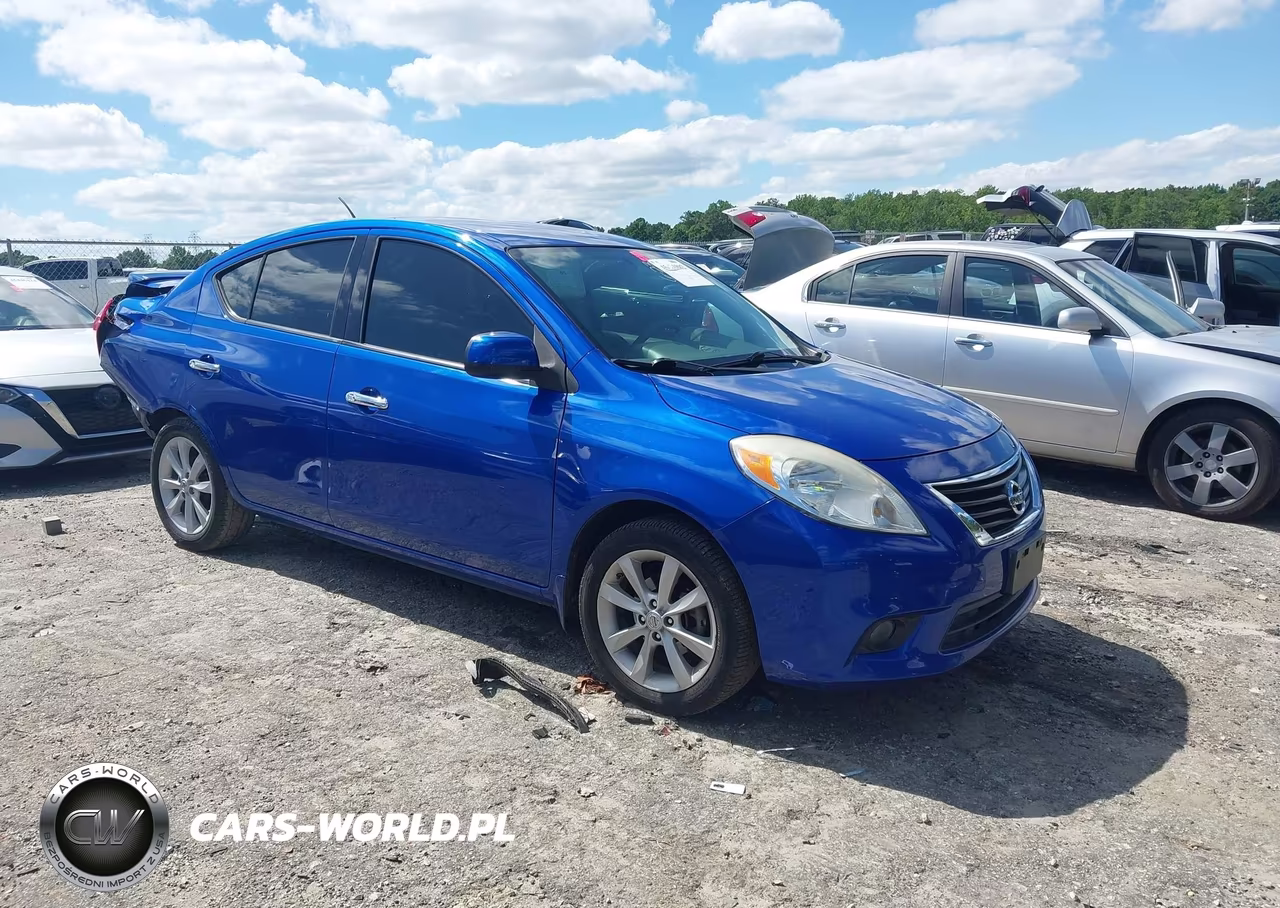2014 Nissan Versa 1.6 Sl – zdjęcie 1 z 17