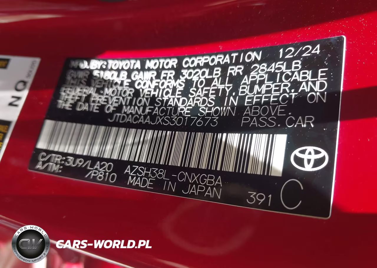 2025 Toyota Crown Signia Limited VIN:JTDACAAJXS3017673 - 9