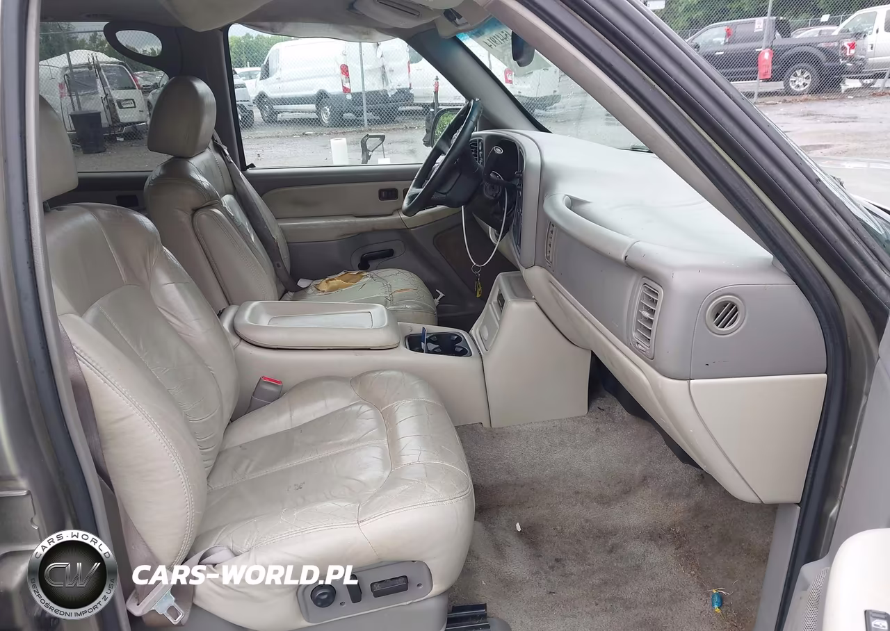 2000 Chevrolet Suburban 1500 Lt VIN:3GNFK16T6YG193409 - 5