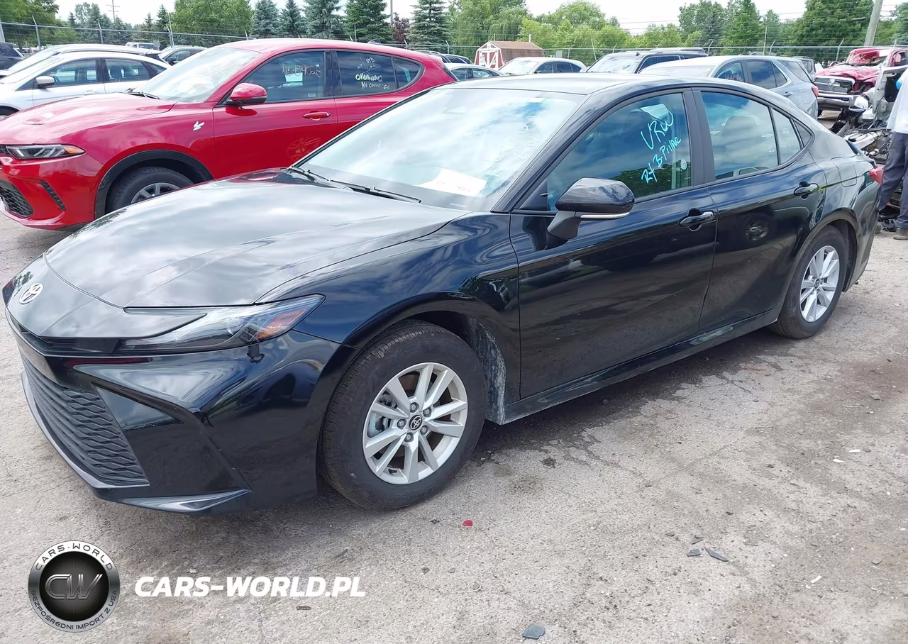 2026 Toyota Camry Le VIN:4T1DAACK8TU260365 - 2