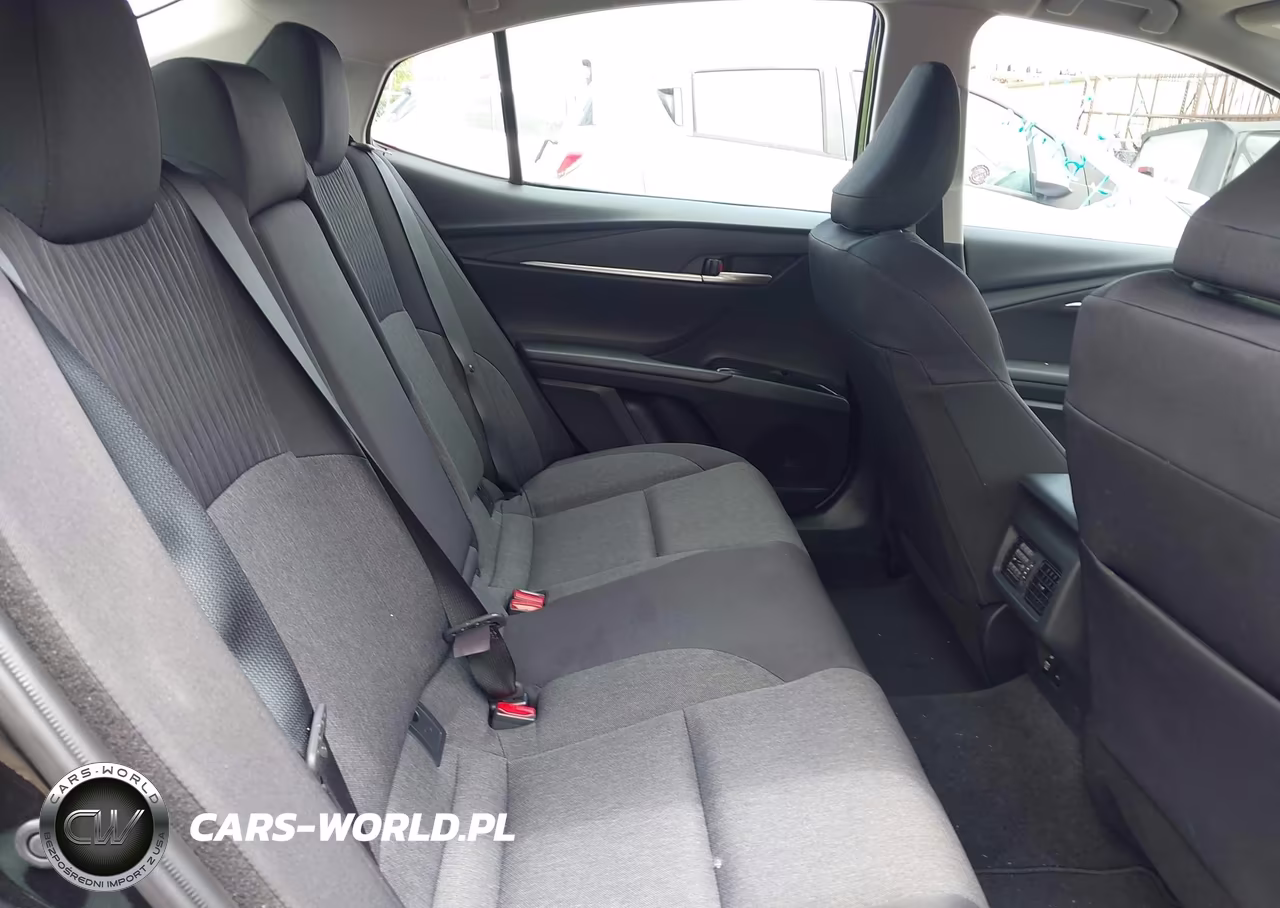 2026 Toyota Camry Le VIN:4T1DAACK8TU260365 - 8