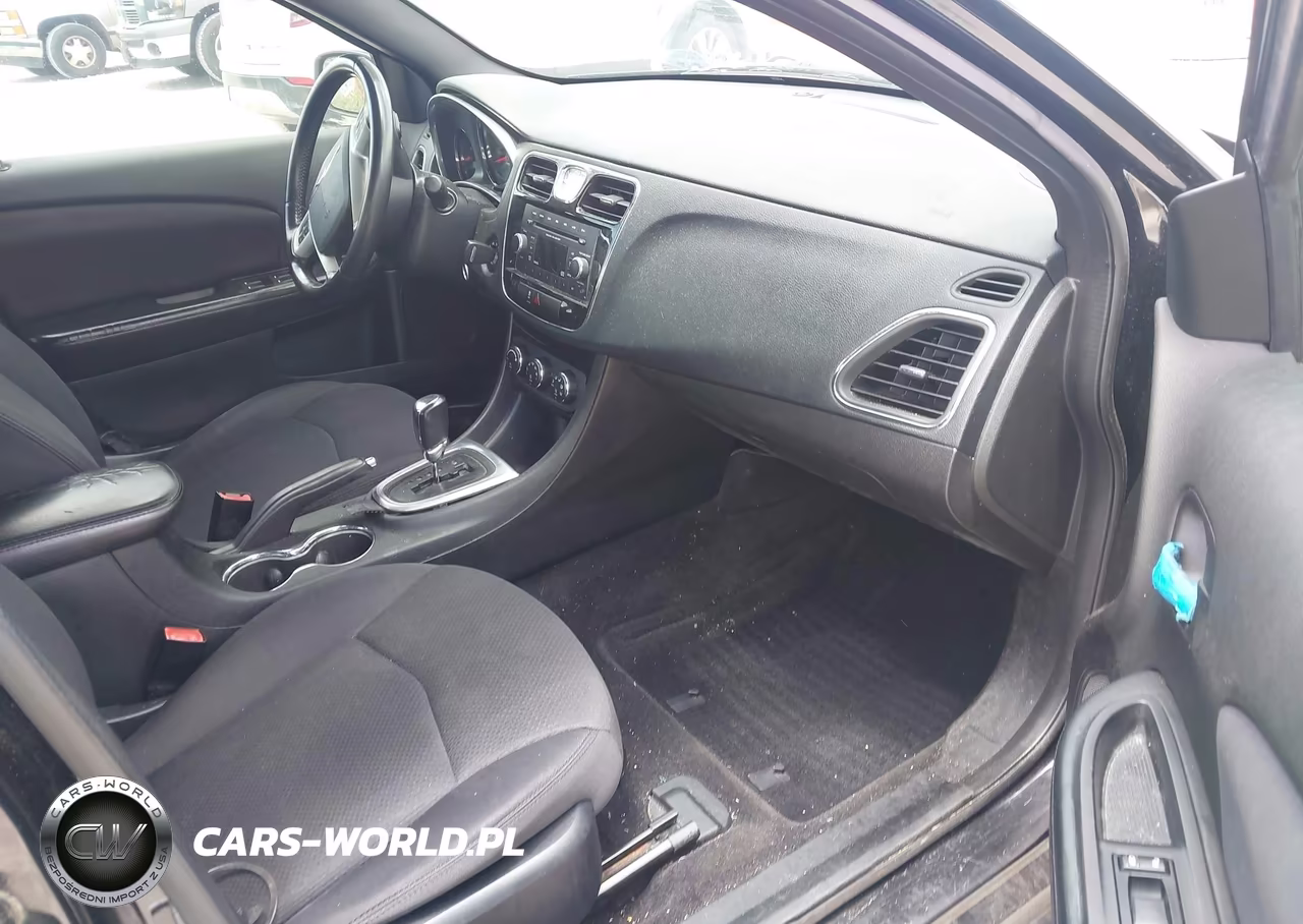 2012 Chrysler 200 Touring VIN:1C3CCBBB1CN275807 - 5